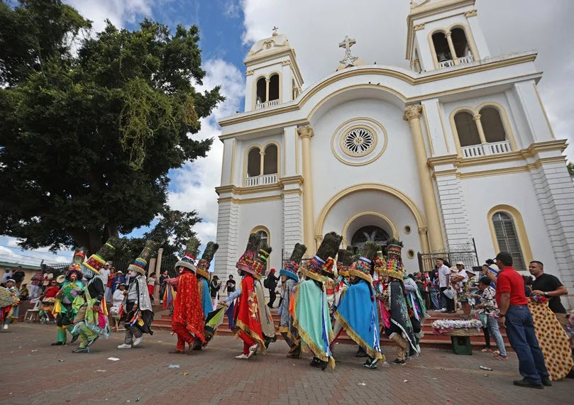 Monumento Gueguense y San Sebastian, Nicaragua